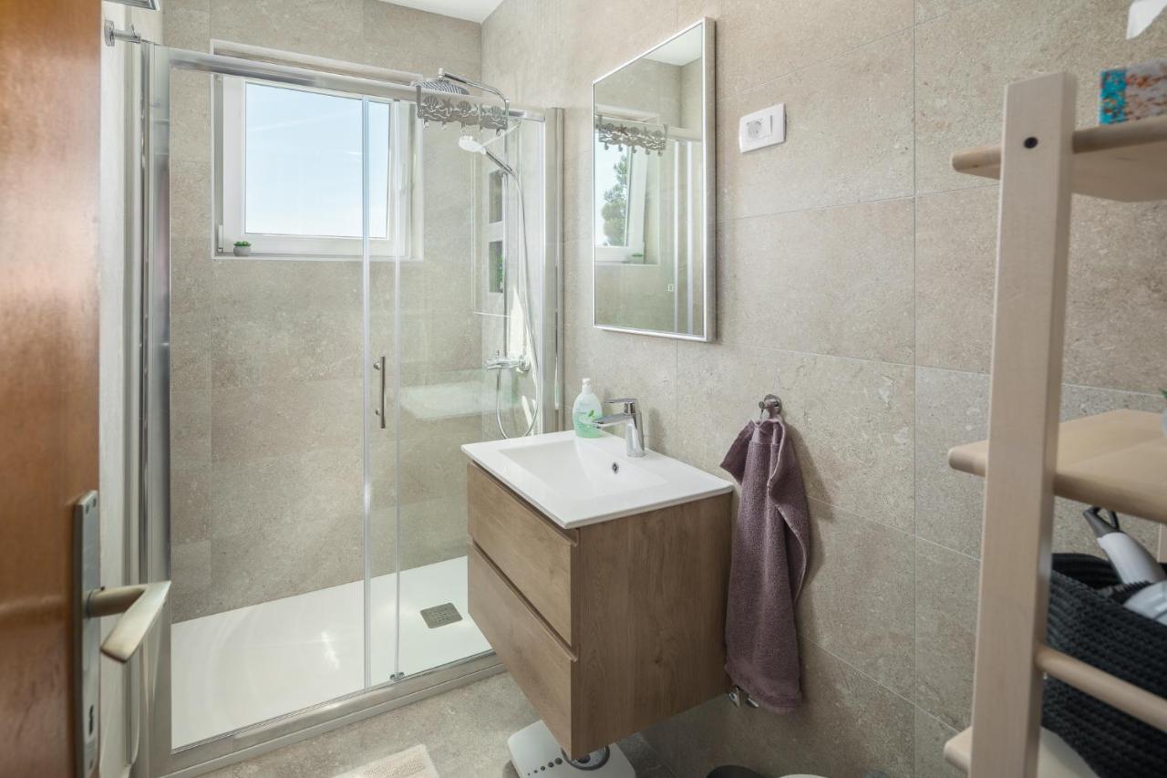 Apartment Bellavista With Amazing View Porec Esterno foto